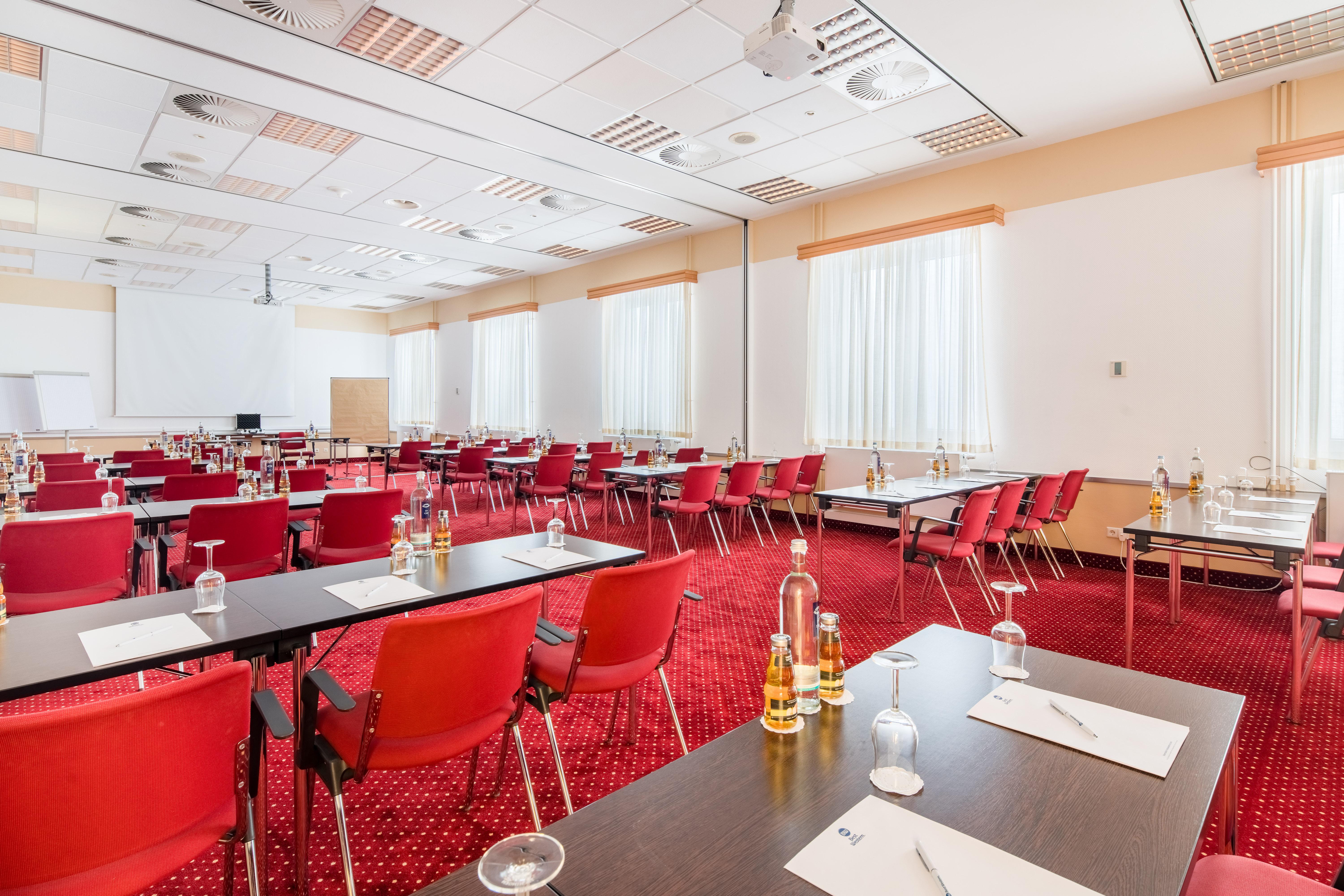 Airways Hotels Frankfurt Airport West Raunheim Exterior photo